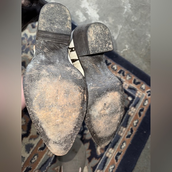 Old Gringo White and Gold Star Ankle Boots - Picture 4 of 7